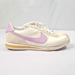 Nike Cortez SE Woman's 8.5 Sail Iced Lilac classic running shoes